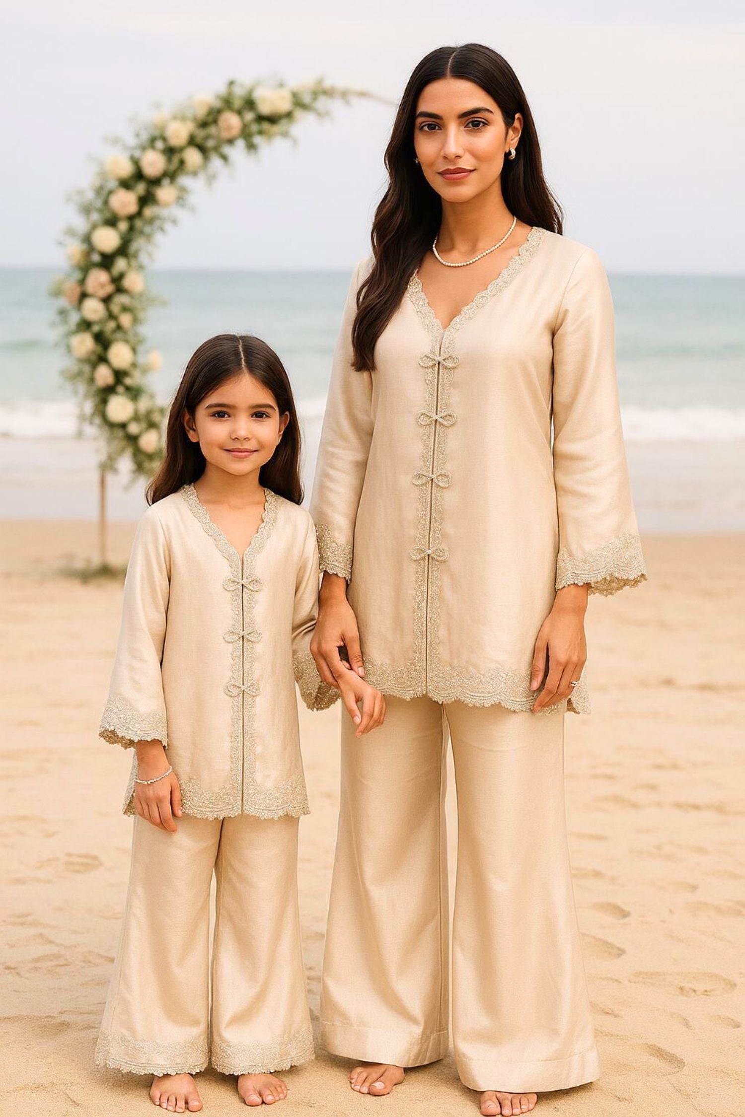 Ameena Luxe Bow Set