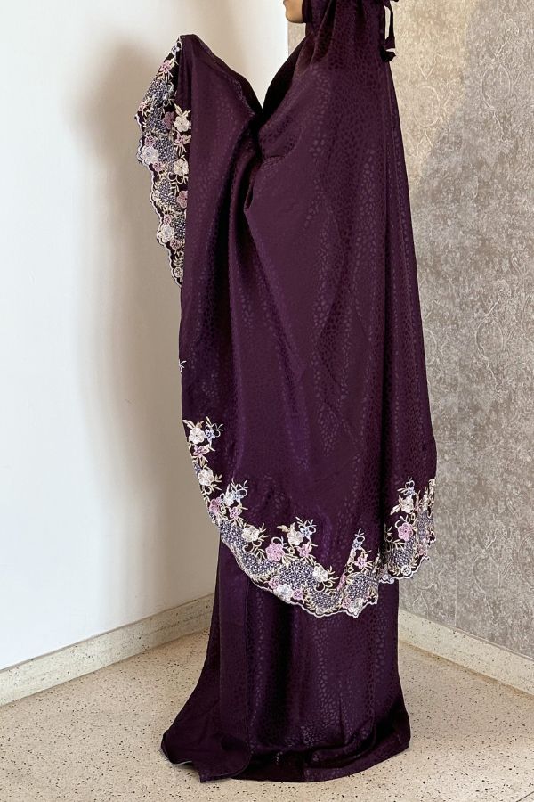 Maxi Floral Prayer Cloth - Aubergine