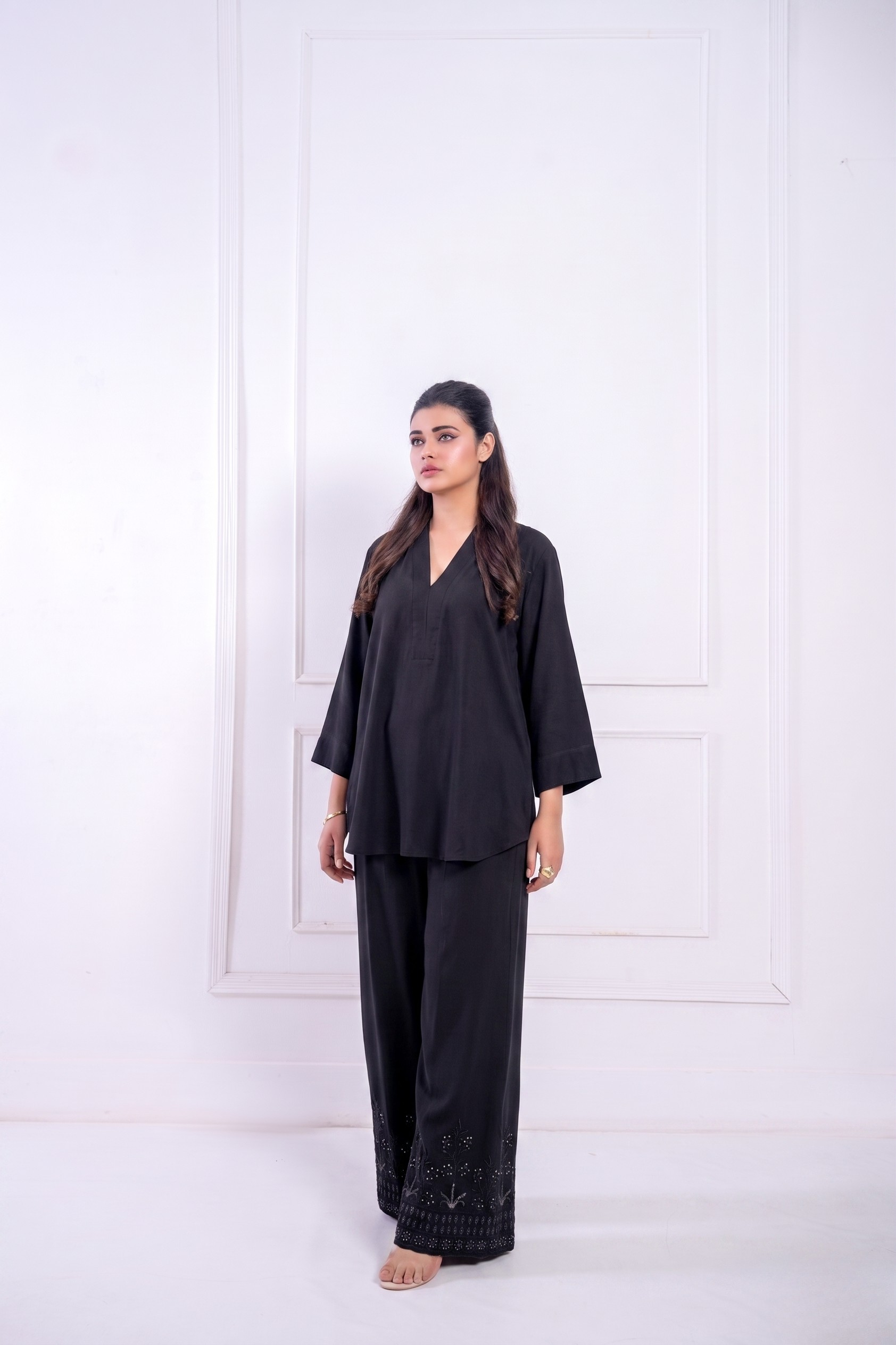 Parul Sequin Pants - Black