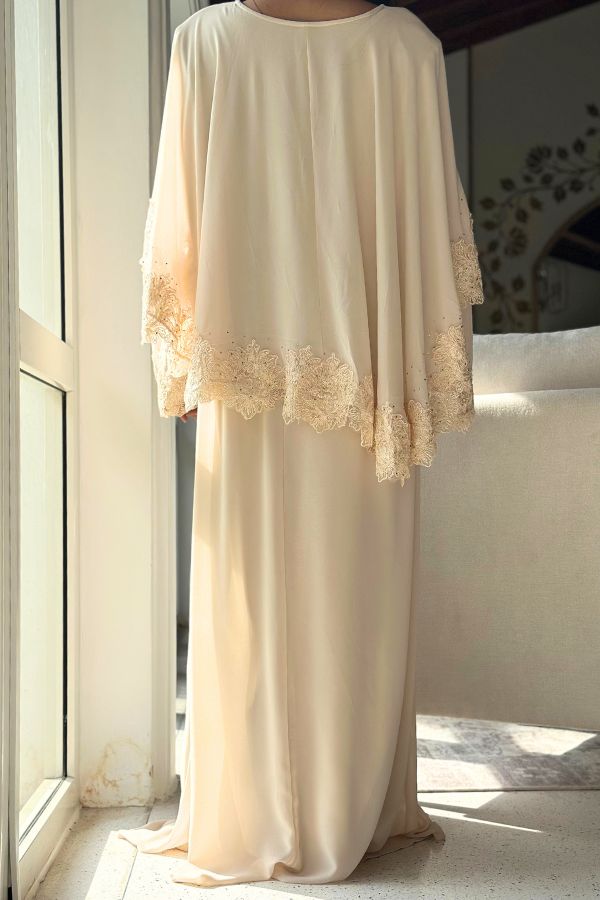 #color_off white