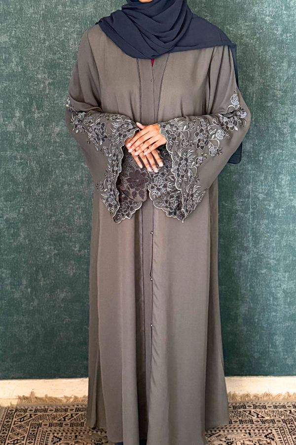Nisa Abaya Gray