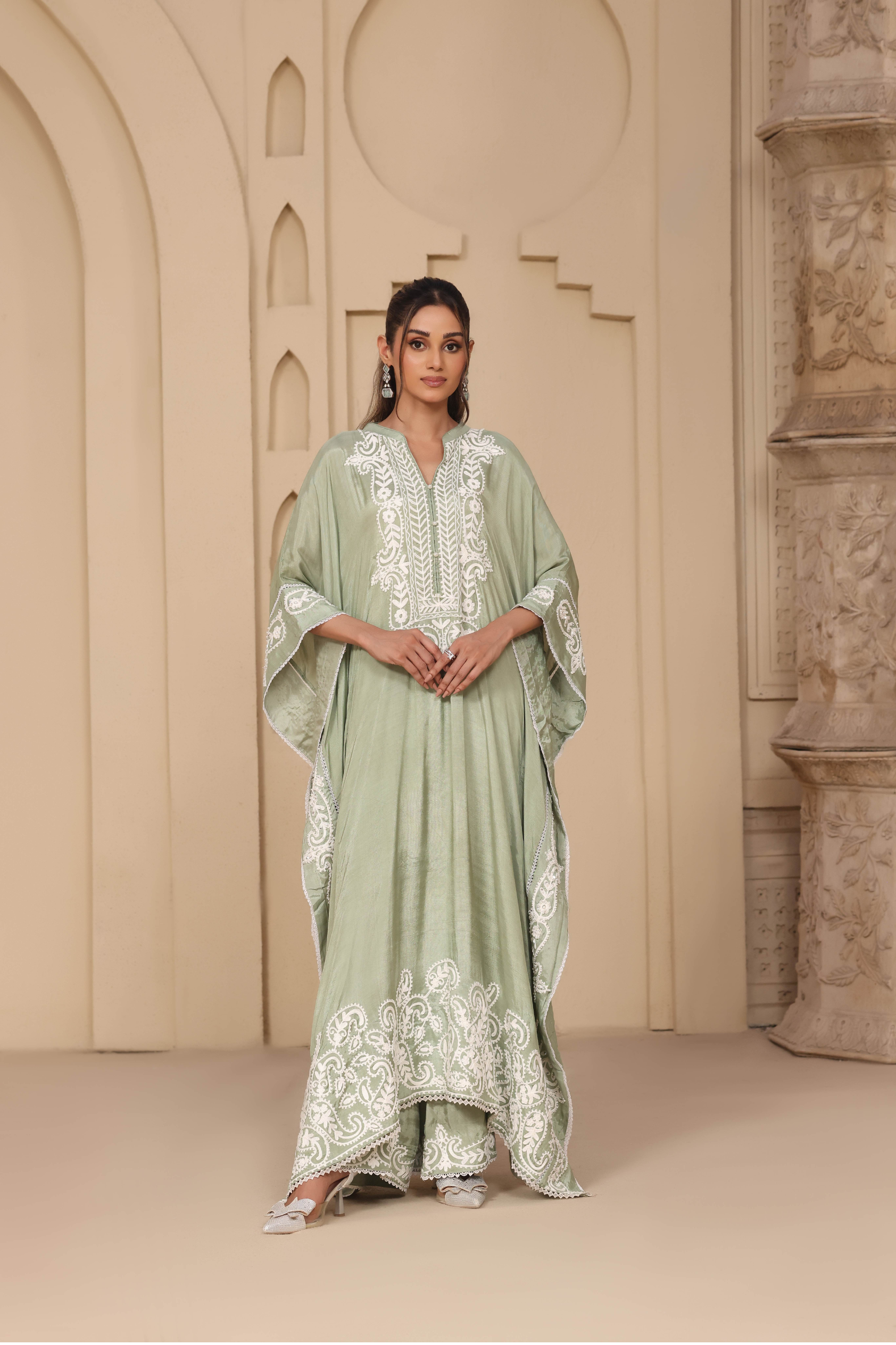 Lee Luxe Classic Kaftan