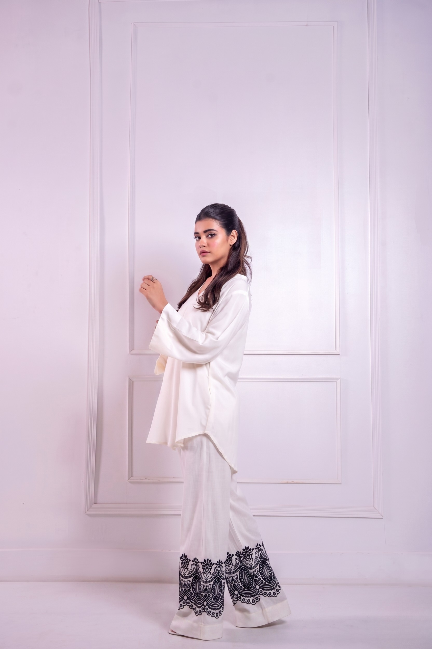 Parveen Embroidered Pants