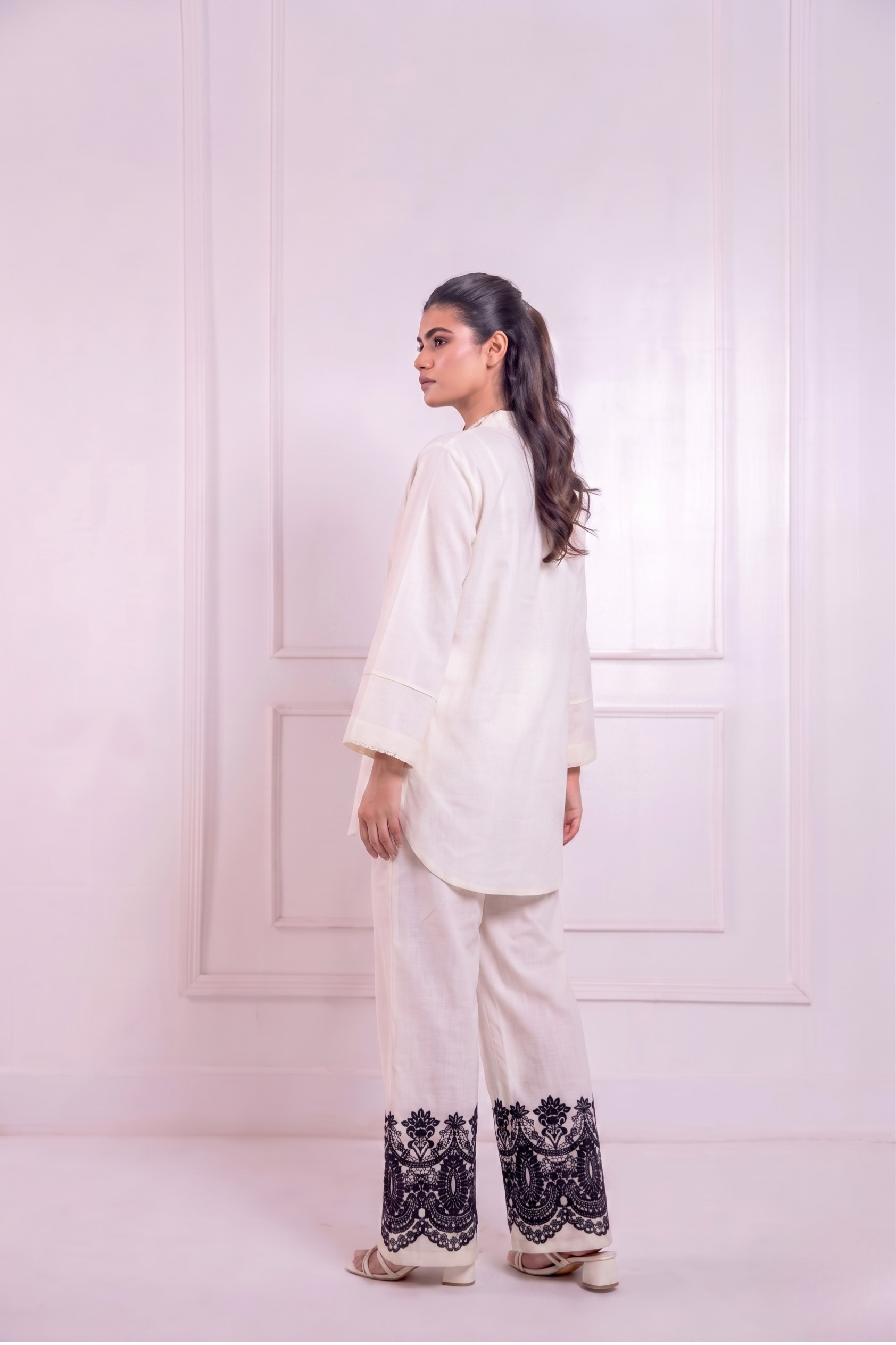 Parveen Embroidered Pants