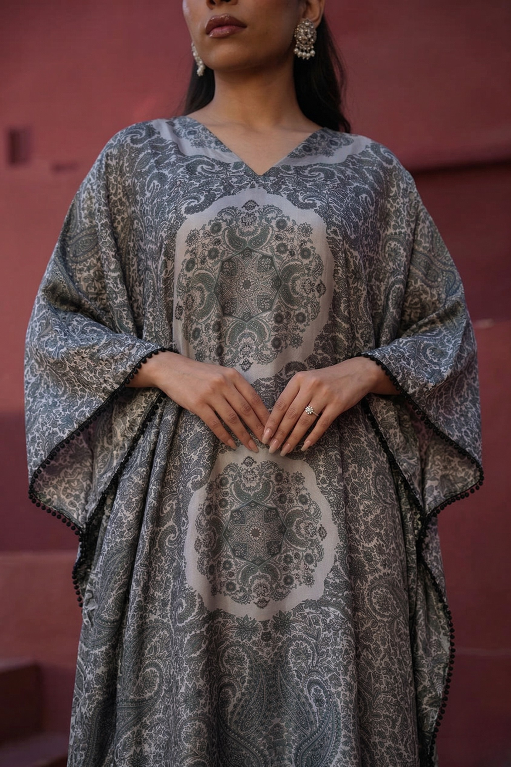 PRINTED BUTTERFLY KAFTAN - GREY