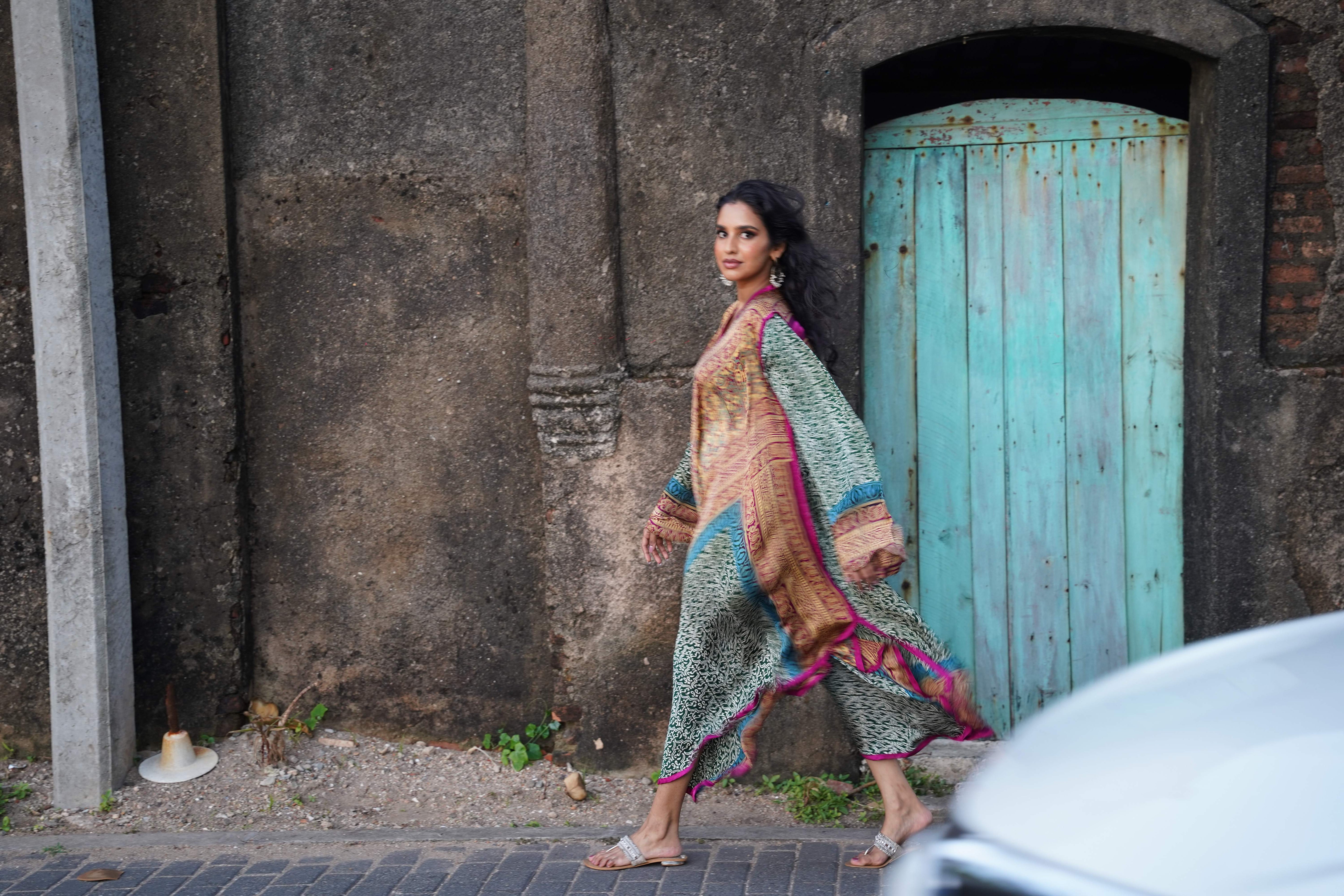 Printed Flared Kaftan - Magenta & Gold