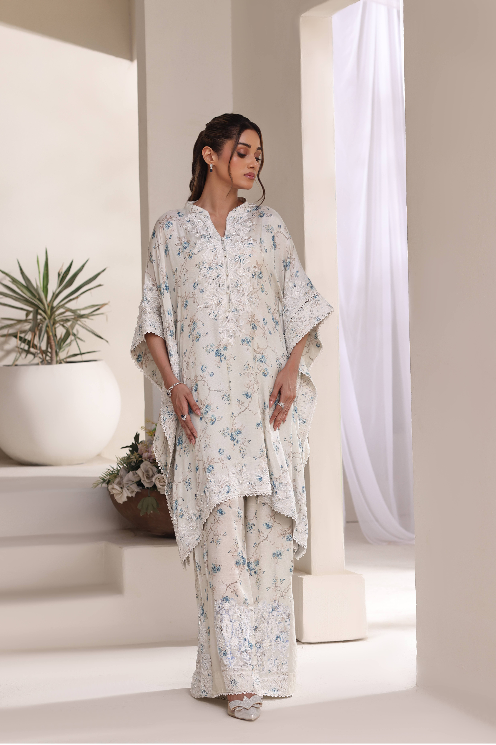 Lorraine Luxe Printed 2 Piece Set