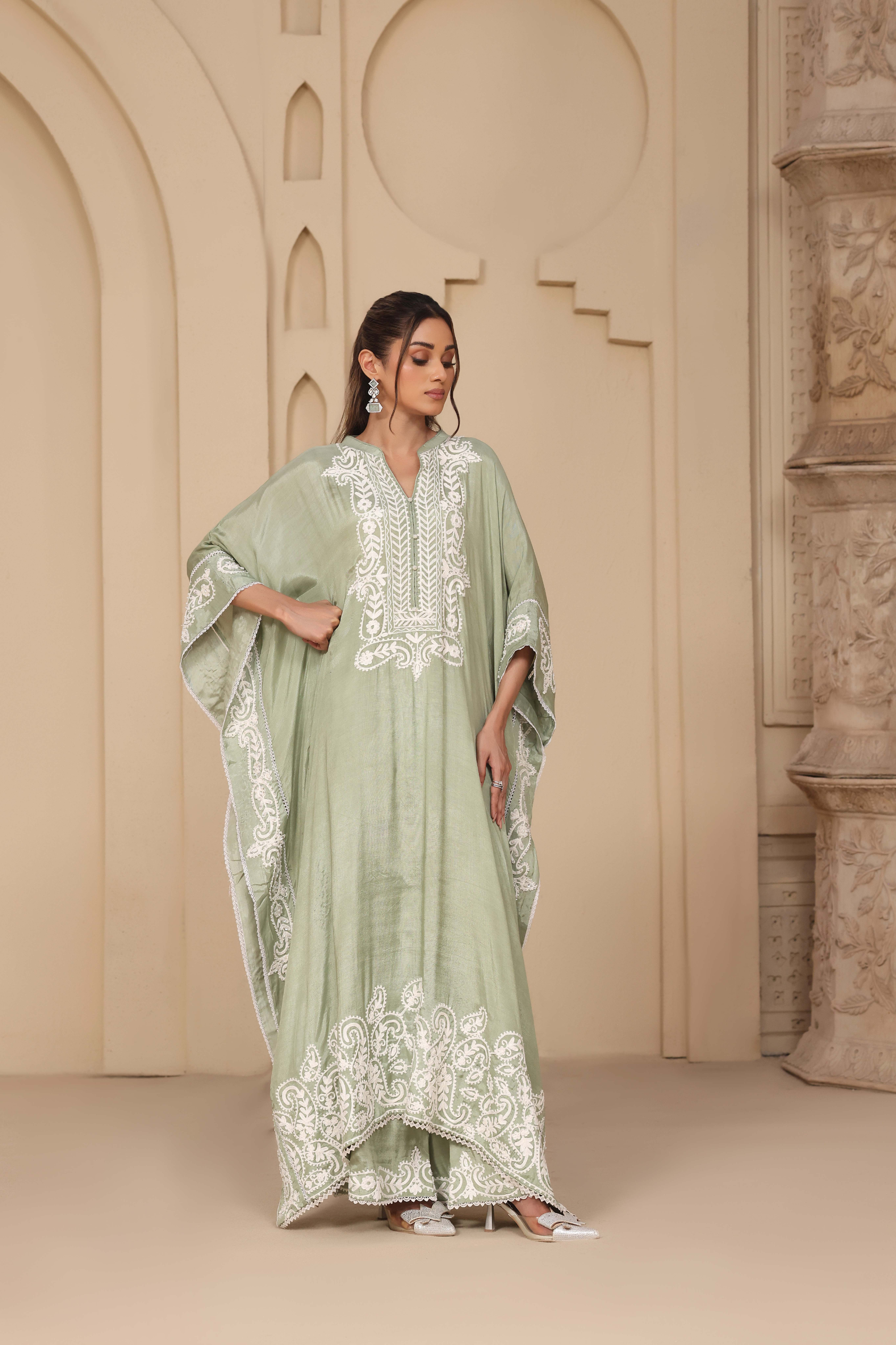 Lee Luxe Classic Kaftan