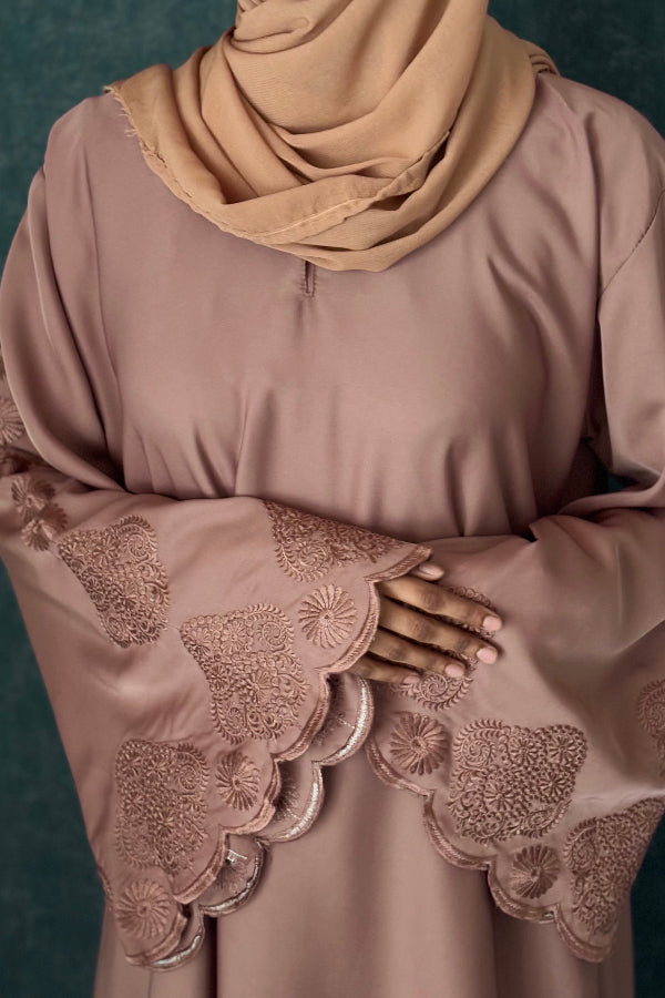 Niswa Abaya - Peach