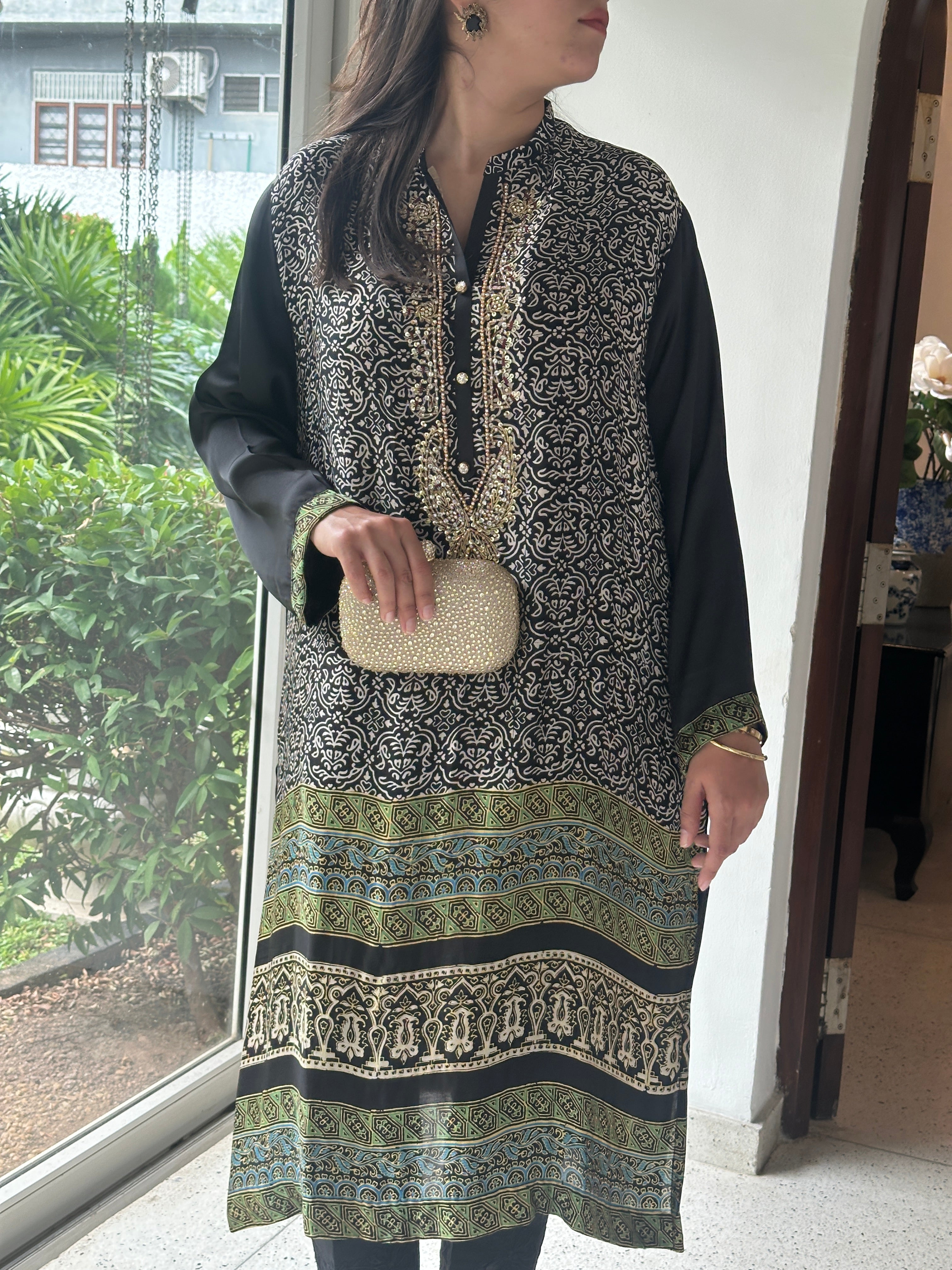 Reem Printed Kurta Black